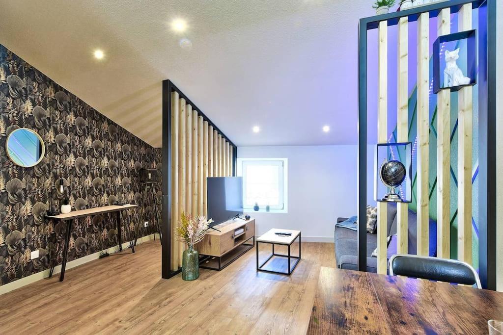 Appartement Karibu A Lagnieu Exteriör bild
